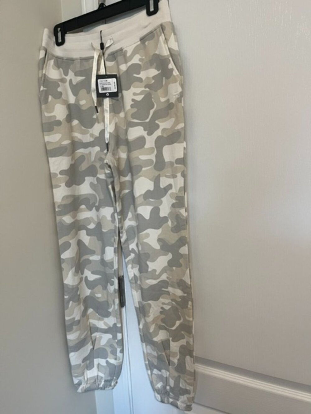 Joe’s Jeans Lola super soft jogger.